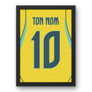 Cadre maillot Brésil domicile Coupe du Monde 2026 personnalisé avec nom et numéro, design jaune inspiré du football brésilien.