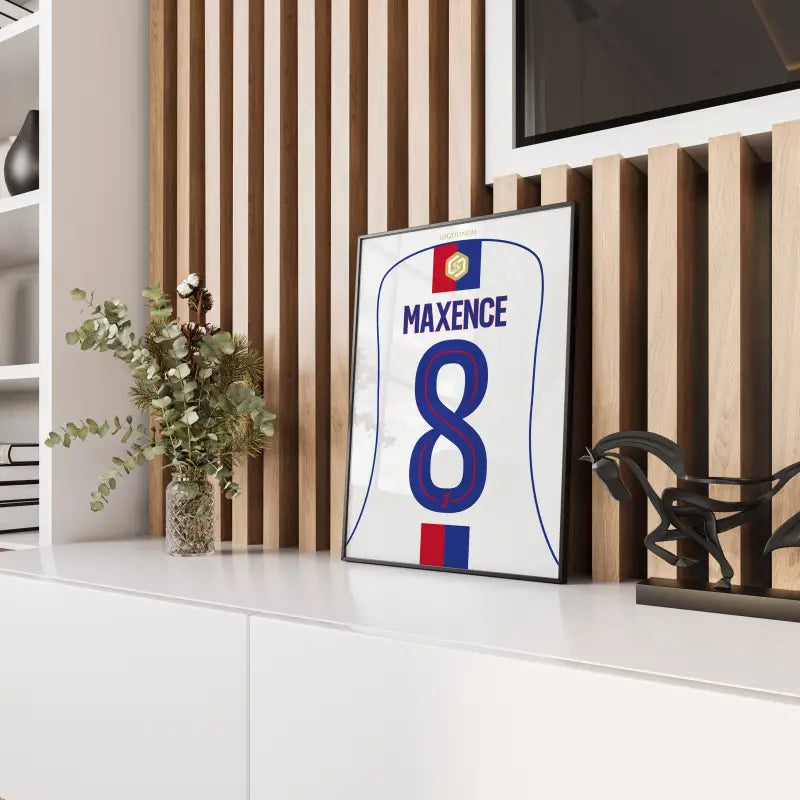 Affiche OL Maxence 8 badge buteur panneau bois
