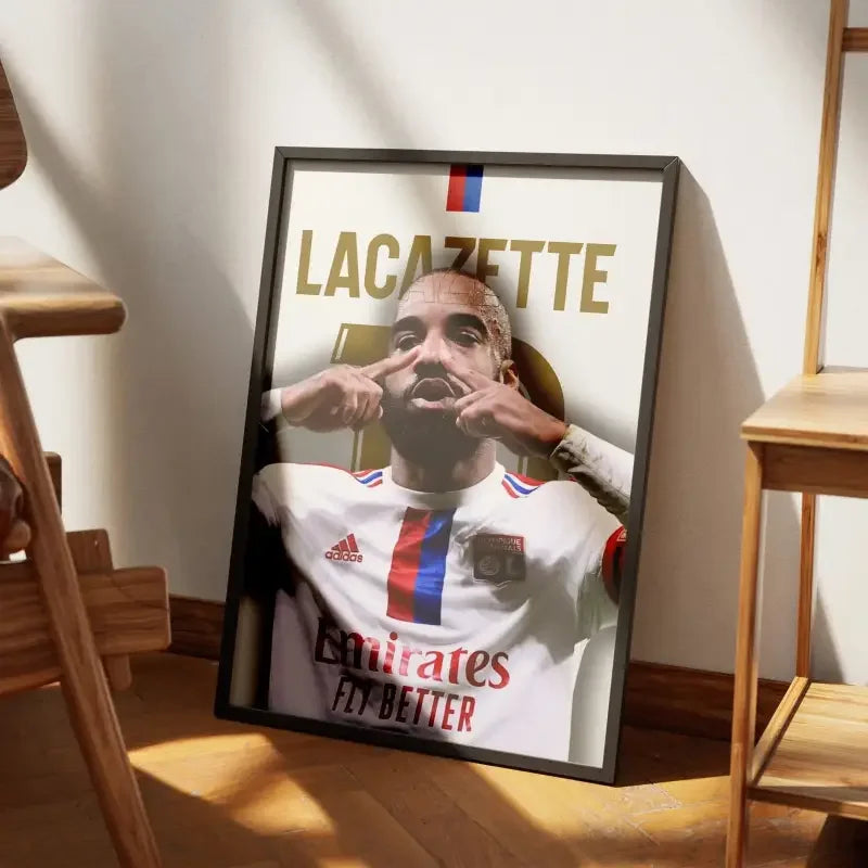 Cadre Alexandre Lacazette - L'Incontournable de l'OL – Affiche encadrée personnalisée - Cadre Perso