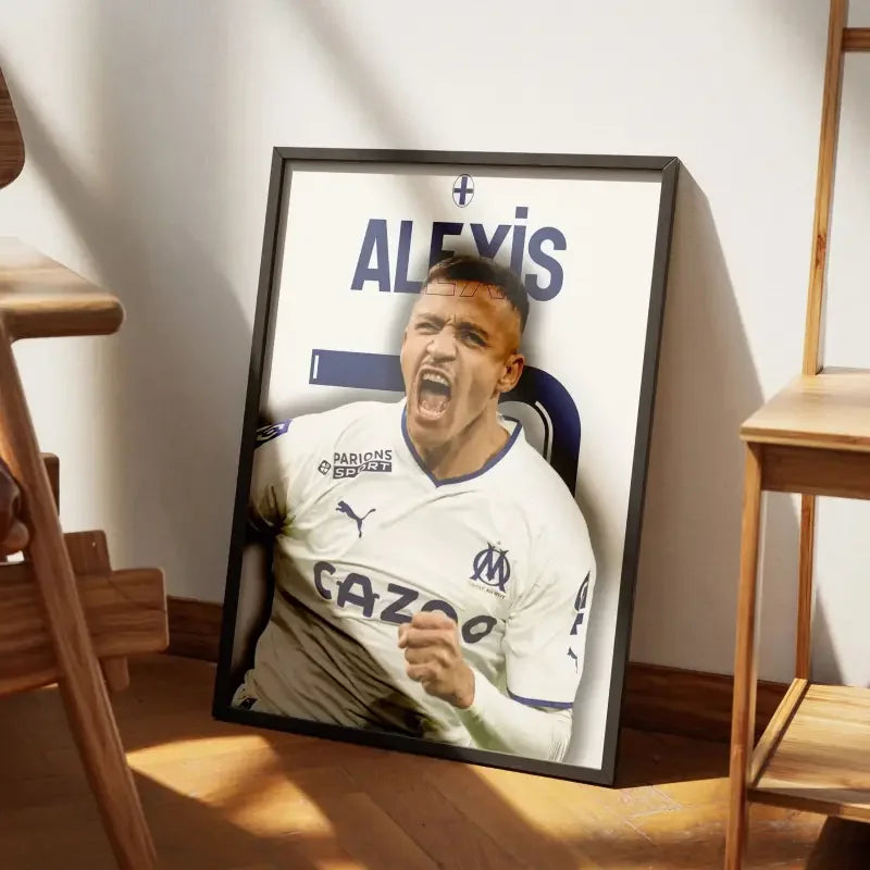 Cadre Alexis Sánchez - Olympique de Marseille | L'Attaquant Phocéen – Affiche encadrée personnalisée - Cadre Perso