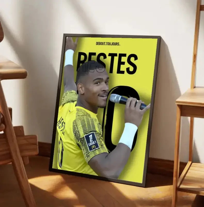 Cadre Guillaume Restes - Toulouse FC | L'Infaillible Défenseur des Filets – Affiche encadrée personnalisée - Cadre Perso