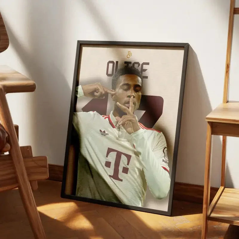 Cadre Michael Olise - Bayern Munich | Talent Franco-Anglais en Bavarois – Affiche encadrée personnalisée - Cadre Perso