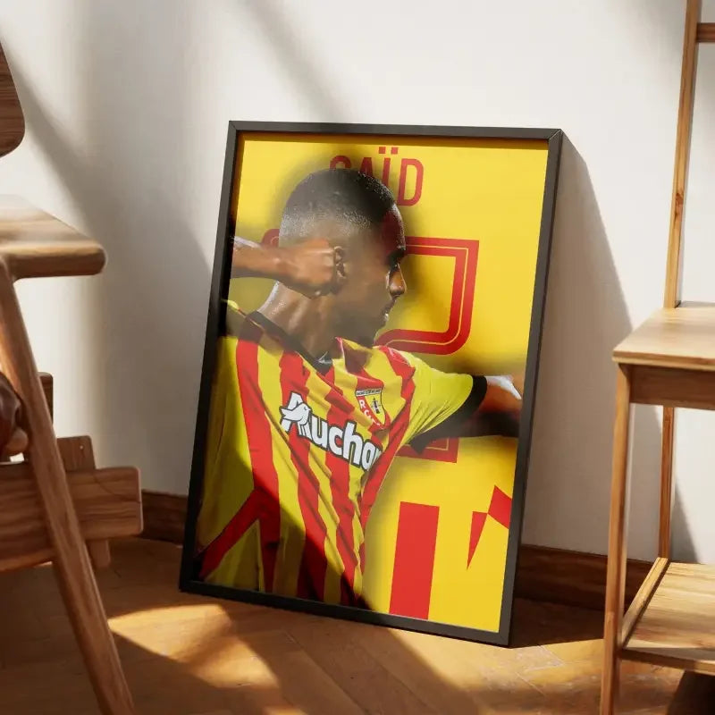Cadre Wesley Said - RC Lens | L'Attaquant Explosif des Sang et Or – Affiche encadrée personnalisée - Cadre Perso