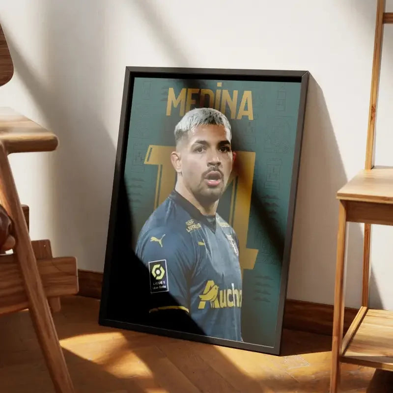 Facundo Medina - L’Âme Défensive du RC Lens – Affiche encadrée personnalisée - Cadre Perso